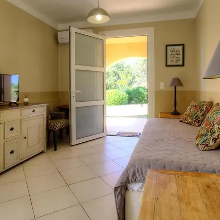 Casa vacanze Jeannette Calvi (Corsica)